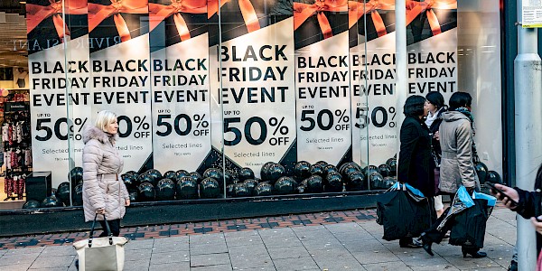 Aus &bdquo;Black Friday&ldquo; wird &bdquo;Color Friday&ldquo;